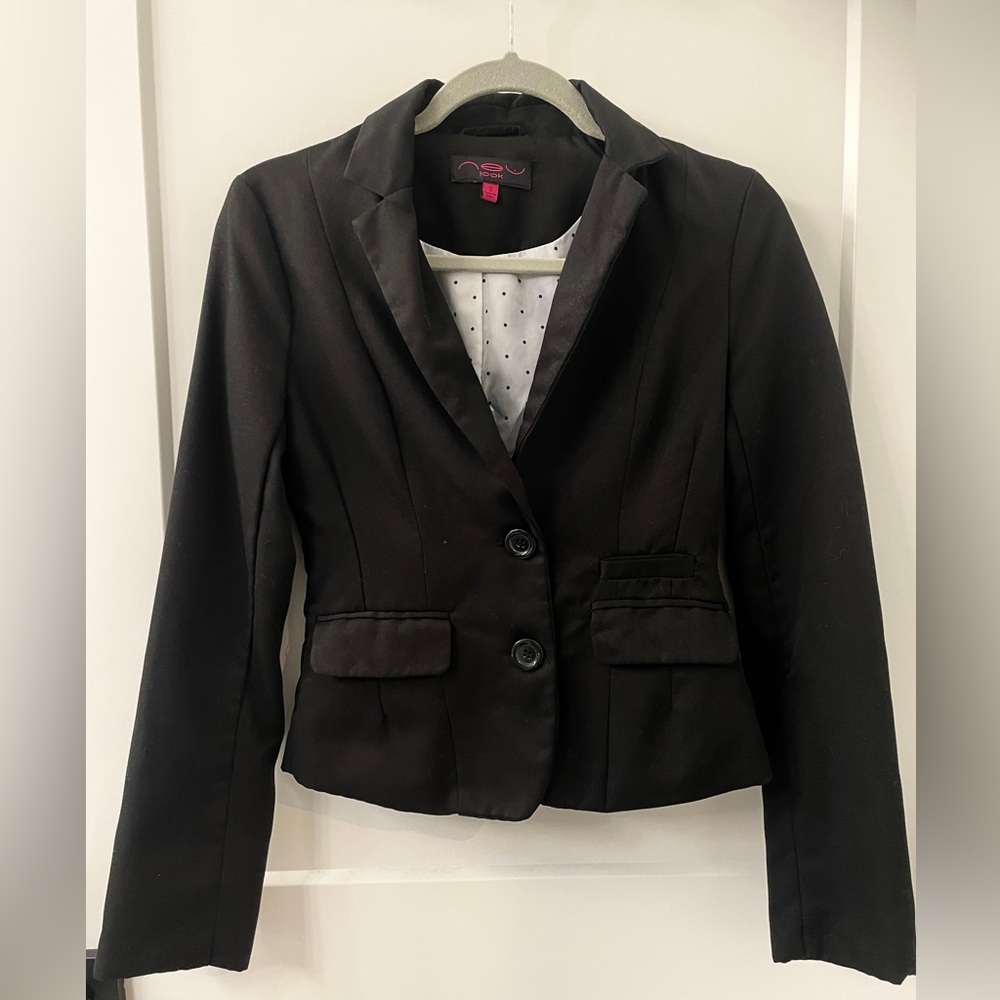 Chic Black Women's Blazer